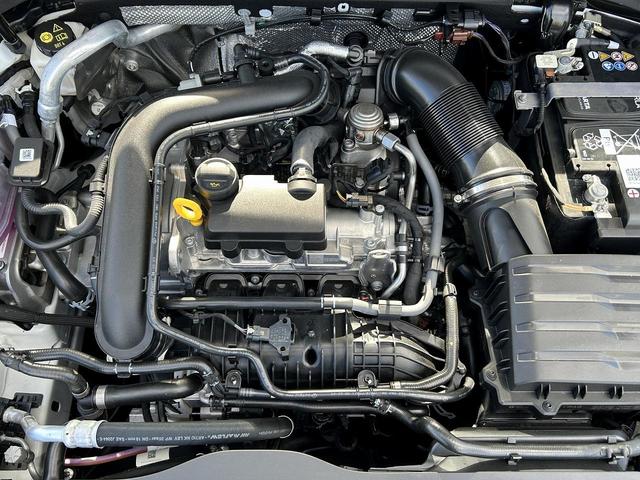 ���R�O�s�e�r�h�G���W���w���Ɏ��̏�Ԃ��ƂĂ��ǂ��A�G���W���@�ւ��ǍD�I���Ј�x���Ԃ��䗗�������I���ɂ������̍݌ɂ�W���I�x