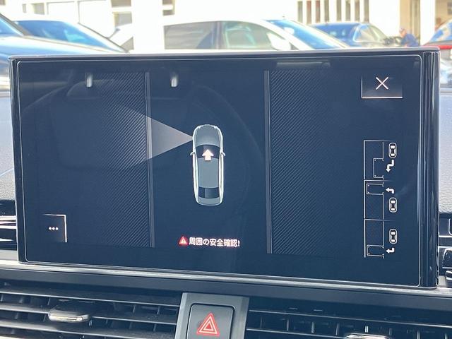 �y�p�[�N�A�V�X�g�z���߂�ꂽ�菇�ʂ�ɎԂ��߂�΁A���Ƃ͎����I�ɃX�e�A�����O�������A�h���C�o�[�̓A�N�Z���ƃu���[�L�𑀍삷�邾���Œ��Ԃ��\�ł��B