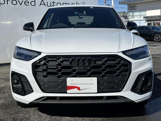 Ｑ５ ４０ＴＤＩクワトロ　Ｓライン　サンルーフ　ブラックスタイリングＰＫＧ　ＳラインプラスＰＫＧ　コンフォートＰＫＧ　ＯＰ２０インチＡＷ　全周囲カメラ　アンビエントライト　スマホ連携　マトリクスＬＥＤ　全席シートヒーター　１オーナー（18枚目）