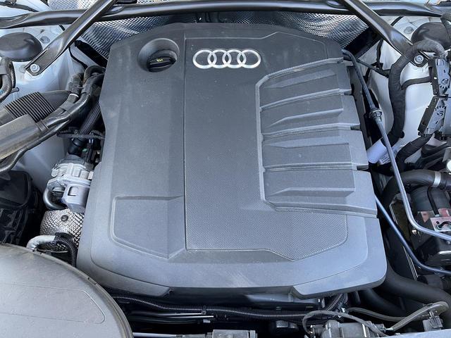 Ｑ５スポーツバック ４０ＴＤＩクワトロ　Ｓライン　ＳラインプラスＰＫＧ　ＴＶチューナー　全席シートヒーター　アンビエントライト　パークアシスト　全周囲カメラ　ＡＣＣ　レーンアシスト　サイドアシスト　スマホ連携　マトリクスＬＥＤ　１オーナー（16枚目）