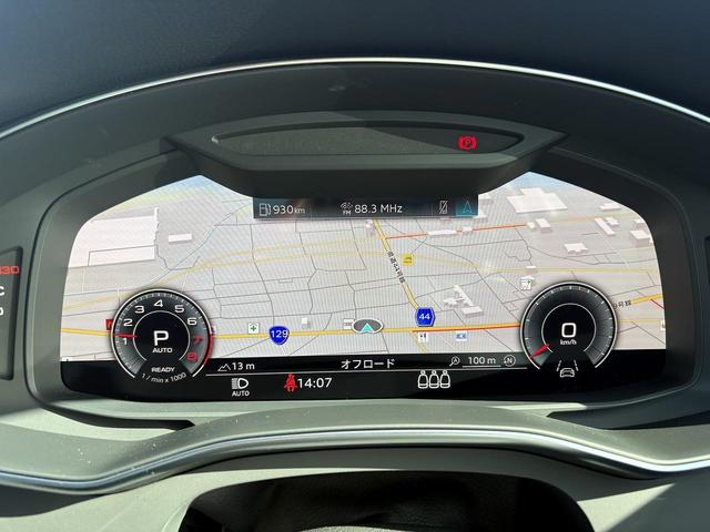 Ａ６ ４５ＴＦＳＩクワトロスポーツ　Ｓラインパッケージ　オプション２１インチＡＷ　テクノロジーＰＫＧ　ブラックスタイリングＰＫＧ　パークアシストＰＫＧ　マトリクスＬＥＤ　スマホ連携　全周囲カメラ　ＡＣＣ　サイドアシスト　レーンアシスト　全席シートヒーター（3枚目）