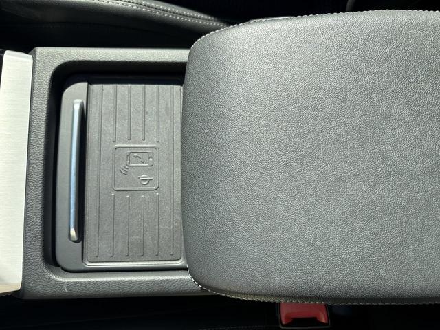 Q5スポーツバック 40TDIクワトロ Sライン ブラックスタイリングPKG コンフォートPKG オプション19インチAW SラインプラスPKG パークアシスト レーンアシスト サイドアシスト 全周囲カメラ 全席シートヒーター(32枚目)