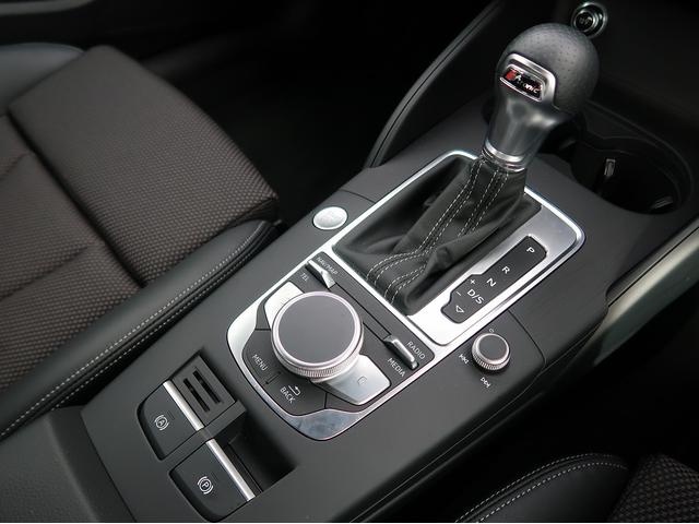 1.4TFSI スポーツ Sラインパッケージ/バーチャルCP(15枚目)