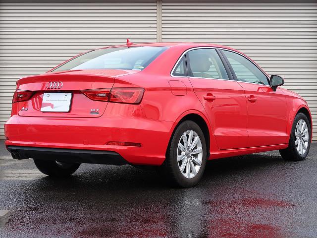 1.4TFSI/ベージュ本革シート/アドバンストキー/ACC(4枚目)