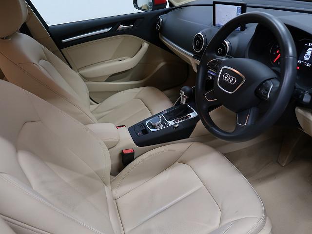 1.4TFSI/ベージュ本革シート/アドバンストキー/ACC(20枚目)