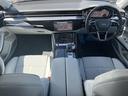 Ａ８ ６０ＴＦＳＩ　ｅクワトロ　Ａｕｄｉデザインセレクション　コンフォートＰＫＧ　Ｂ＆Ｏ　ＳラインスタイリングＰＫＧ　リヤシートモニター　パノラマサンルーフ　ＯＰ２１ＡＷ　デジタルマトリクスＬＥＤ　１００Ｖ電源　エアクオリティＰＫＧ（2枚目）