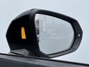 ●アウディサイドアシスト『後方の死角を並走する車両を検知しドアミラーの内側のLEDが点灯。ドライバーに注意を促し事故を未然に防ぐシステムです。』