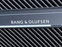 【Bang&Olufsen3Dサウンドシステム】美しい音響とデザインで世界的人気を誇るプレミアムオーディオ。卓越した音響成分の解析と再現力でハイクオリティな3Dサラウンドサウンドを実現しています。