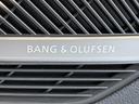 ●【Bang&Olufsen3Dサウンドシステム】美しい音響とデザインで世界的人気を誇るプレミアムオーディオ。卓越した音響成分の解析と再現力でハイクオリティな3Dサラウンドサウンドを実現しています。