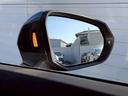 ●アウディサイドアシスト『後方の死角を並走する車両を検知しドアミラーの内側のＬＥＤが点灯。ドライバーに注意を促し事故を未然に防ぐシステムです。』