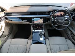 ●【認定中古車】Ａｕｄｉ専門のテクニシャンが、１００項目にもおよぶ精密な点検を実施。すべてをクリアしたＡｕｄｉ車のみが対象となります。 2