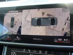【サラウンドビューカメラ】４台の広角カメラで自車の全周囲３６０度を捉え、様々な角度からの映像を映し出すことで、駐車時の操作をより簡単に行えます。 6