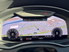 ���С�����륳�å��ԥåȡإ᡼�����ѥͥ���˹�����٤αվ��ǥ����ץ쥤�����֡��ǥ����ץ쥤����Ͽޤ�ɽ�����졢�ʥӥ��������γ�ǧ�κݤ˥ɥ饤�С��ϻ����ΰ�ư�򾯤ʤ����뤳�Ȥ��Ǥ��ޤ����� 3