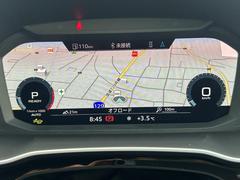 ���С�����륳�å��ԥåȡإ᡼�����ѥͥ���˹�����٤αվ��ǥ����ץ쥤�����֡��ǥ����ץ쥤����Ͽޤ�ɽ�����졢�ʥӥ��������γ�ǧ�κݤ˥ɥ饤�С��ϻ����ΰ�ư�򾯤ʤ����뤳�Ȥ��Ǥ��ޤ����� 3