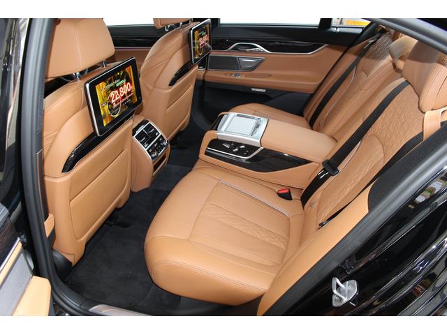740d xDrive Mスポーツヒート リヤコンフォートP(15枚目)