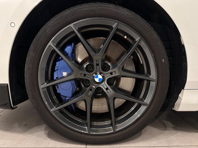 Ｍ１３５ｉ　ｘＤｒｉｖｅ　限定車Ｓｔｒｅｅｔ　Ｒａｃｅｒ全国４０台黒革アダプティブサスＭスポーツブレーキコンフォートアクセスオートトランクＬＥＤライトＤアシストＡＣＣパークアシストＨＩＦＩスピーカーＭシート純正１８ＡＷ(48枚目)