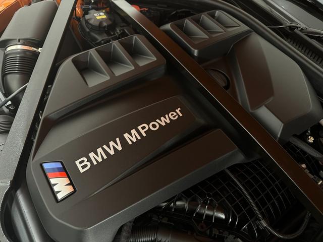 Ｍ４クーペ　コンペティション　ワンオーナーキャラミオレンジ／ブラック革アダプティブＭサスＭ　Ｃａｒｂｏｎ　バケット　シートＢＭＷレーザーライトＨａｒｍａｎ／Ｋａｒｄｏｎパークアシスト＋ＨＵＤＴＶジェスチャーＣ純正Ｆ１９Ｒ２０ＡＷ(44枚目)