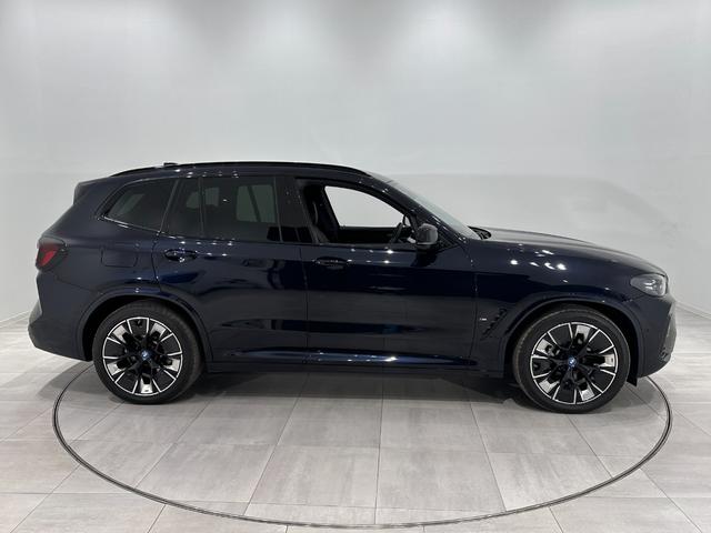 ＢＭＷ ｉＸ３