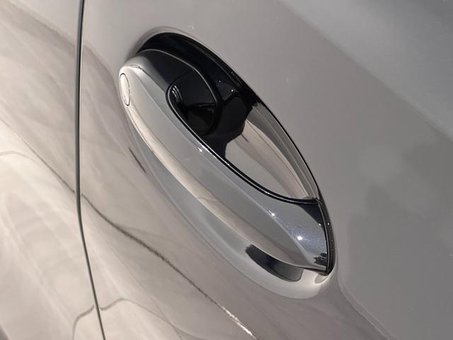 Ｘ６ Ｍ コンペティション　タルマブラウン革Ｆクライメートシートソフトクローズドアドリンク　ホルダー　温度調整レーザーライトパークアシスト＋　Ｈａｒｍａｎ／ＫａｒｄｏｎサウンドインテリアカーボンジェスチャーＣ純正２１／２２ＡＷ（14枚目）