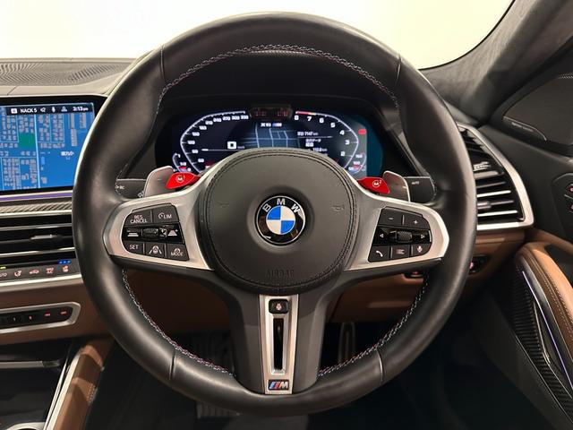 Ｘ６ Ｍ コンペティション　タルマブラウン革Ｆクライメートシートソフトクローズドアドリンク　ホルダー　温度調整レーザーライトパークアシスト＋　Ｈａｒｍａｎ／ＫａｒｄｏｎサウンドインテリアカーボンジェスチャーＣ純正２１／２２ＡＷ（26枚目）