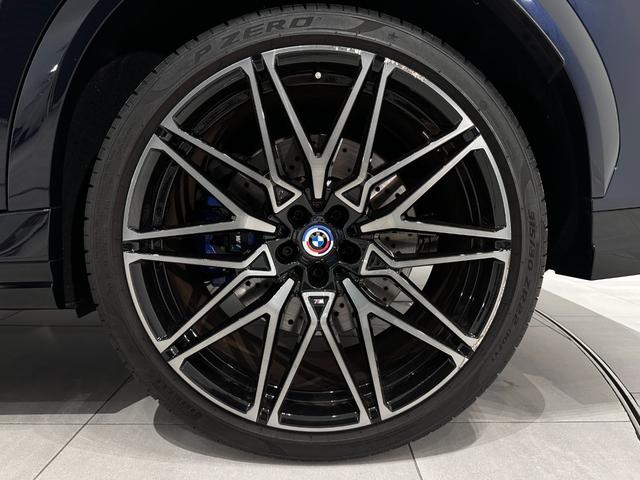 Ｘ６ Ｍ コンペティション　タルマブラウン革Ｆクライメートシートソフトクローズドアドリンク　ホルダー　温度調整レーザーライトパークアシスト＋　Ｈａｒｍａｎ／ＫａｒｄｏｎサウンドインテリアカーボンジェスチャーＣ純正２１／２２ＡＷ（48枚目）