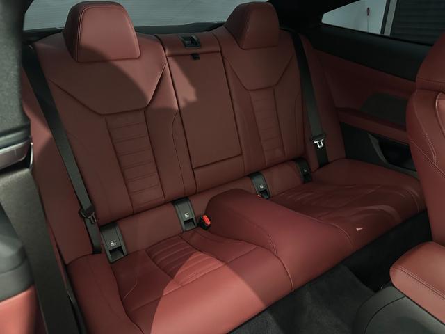 ４シリーズ Ｍ４４０ｉ　ｘＤｒｉｖｅクーペ　ワンオーナー赤革ＦシートヒーターオートトランクＭスポーツブレーキ／デフアダプティブＭサスサンルーフＨａｒｍａｎ／ＫａｒｄｏｎサウンドレーザーライトＤアシストプロパークアシスト＋ＨＵＤＴＶ純正９ＡＷ（41枚目）