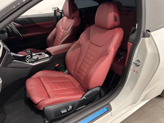 ４シリーズ Ｍ４４０ｉ　ｘＤｒｉｖｅクーペ　ワンオーナー赤革ＦシートヒーターオートトランクＭスポーツブレーキ／デフアダプティブＭサスサンルーフＨａｒｍａｎ／ＫａｒｄｏｎサウンドレーザーライトＤアシストプロパークアシスト＋ＨＵＤＴＶ純正９ＡＷ（42枚目）