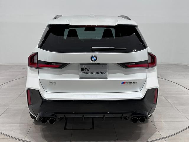 X1 M35i xDrive 全国2年保証ヴェガンザコーラルレッドF電動シートヒーターオートトランクアダプテイブMサスMスポーツブレーキUVカットガラスアダプテイブLEDライトHarman KardonDパークアシスト純正20AW(6枚目)