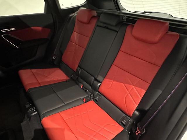 X1 M35i xDrive 全国2年保証ヴェガンザコーラルレッドF電動シートヒーターオートトランクアダプテイブMサスMスポーツブレーキUVカットガラスアダプテイブLEDライトHarman KardonDパークアシスト純正20AW(39枚目)
