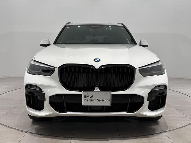 Ｘ５ ｘＤｒｉｖｅ　３５ｄ　Ｍスポーツ　全国２年保証ワンオーナー黒革シートヒーターソフトクローズドアアダプティブＭサスパノラマルーフドリンクホルダー温冷アダプティブＬＥＤライトＤアシストプロパークアシスト＋ＴＶＨＵＤ　ジェスチャーＣ２１ＡＷ（3枚目）