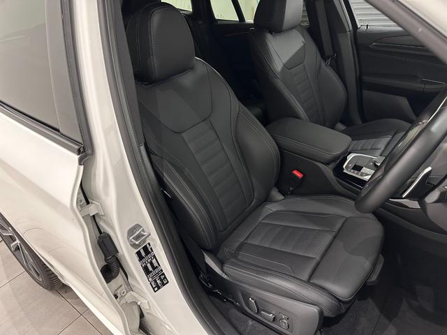 Ｘ３ ｘＤｒｉｖｅ　２０ｄ　Ｍスポーツ　全国２年保証ブラックレザーシートヒーターコンフォートアクセスオートトランクパノラマルーフＨａｒｍａｎ／ＫａｒｄｏｎサウンドアダプティブＬＥＤライトＤアシストプロパークアシスト＋ＴＶＨＵＤ純正２０ＡＷ（39枚目）