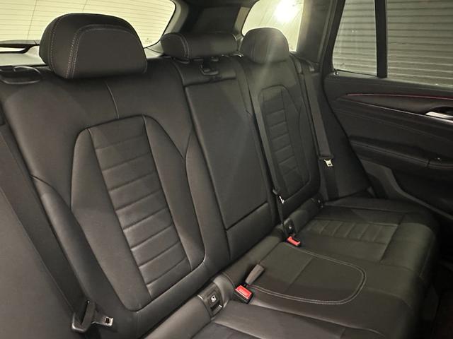 Ｘ３ ｘＤｒｉｖｅ　２０ｄ　Ｍスポーツ　全国２年保証ブラックレザーシートヒーターコンフォートアクセスオートトランクパノラマルーフＨａｒｍａｎ／ＫａｒｄｏｎサウンドアダプティブＬＥＤライトＤアシストプロパークアシスト＋ＴＶＨＵＤ純正２０ＡＷ（40枚目）