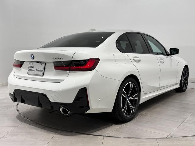 ３シリーズ ３２０ｉ　Ｍスポーツ　全国２年保証Ｆシートヒーター全周囲カメラオートトランクアダプティブＬＥＤライトＤアシストプロパークアシスト＋Ｈｉｆｉ　スピーカー純正１８ＡＷ（5枚目）