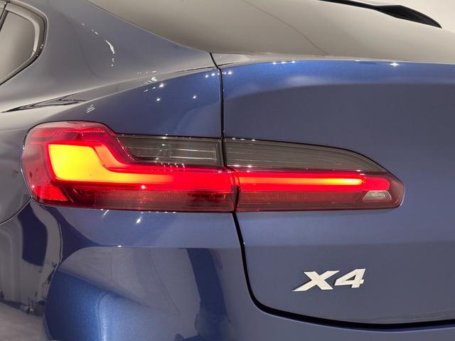 Ｘ４ ｘＤｒｉｖｅ　２０ｄ　Ｍスポーツ　全国２年保証ブラックレザーＦアクティブ　ベンチレーションシートアダプティブ　ＬＥＤ　ヘッドライトパノラマルーフＨａｒｍａｎ／ＫａｒｄｏｎサウンドＨＵＤＴＶＤアシストプロパークアシスト＋純正１９ＡＷ（12枚目）