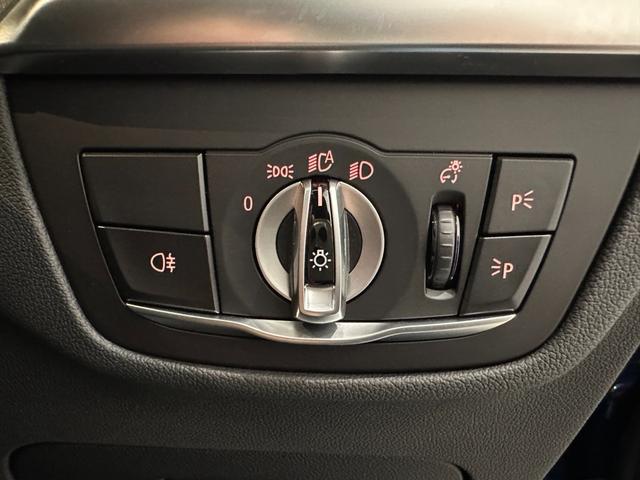 Ｘ４ ｘＤｒｉｖｅ　２０ｄ　Ｍスポーツ　全国２年保証ブラックレザーＦアクティブ　ベンチレーションシートアダプティブ　ＬＥＤ　ヘッドライトパノラマルーフＨａｒｍａｎ／ＫａｒｄｏｎサウンドＨＵＤＴＶＤアシストプロパークアシスト＋純正１９ＡＷ（18枚目）