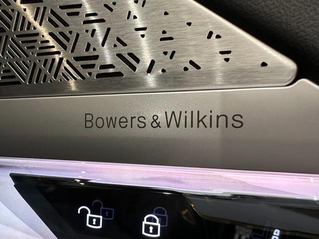 ｉ７ ｘＤｒｉｖｅ　６０　エクセレンス　全国２年保証ブラックレザークライメートシートスカイ　ラウンジＰルーフＢｏｗｅｒｓ＆ＷｉｌｋｉｎｓサウンドリヤエンターテーメントＤアシストプロパークアシストプロＴＶ純正２０ＡＷ（17枚目）