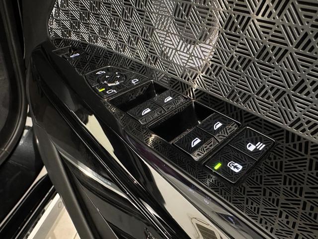 ｉ７ ｘＤｒｉｖｅ　６０　エクセレンス　全国２年保証ブラックレザークライメートシートスカイ　ラウンジＰルーフＢｏｗｅｒｓ＆ＷｉｌｋｉｎｓサウンドリヤエンターテーメントＤアシストプロパークアシストプロＴＶ純正２０ＡＷ（18枚目）