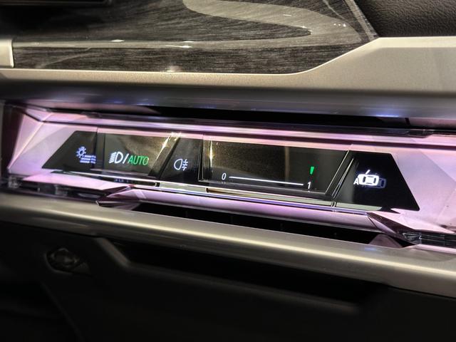ｉ７ ｘＤｒｉｖｅ　６０　エクセレンス　全国２年保証ブラックレザークライメートシートスカイ　ラウンジＰルーフＢｏｗｅｒｓ＆ＷｉｌｋｉｎｓサウンドリヤエンターテーメントＤアシストプロパークアシストプロＴＶ純正２０ＡＷ（19枚目）
