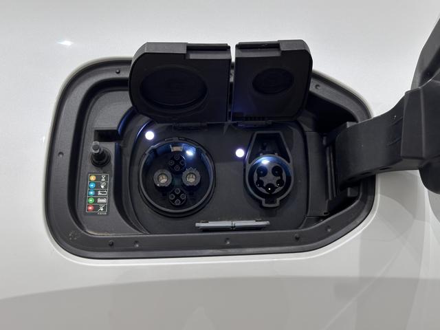 ｉＸ ｘＤｒｉｖｅ　５０　全国２年保証レザーカスタネアＦクライメートシートソフトクローズドアスカイ　ラウンジＰルーフ　Ｂｏｗｅｒｓ＆ＷｉｌｋｉｎｓサウンドレーザーライトＤアシストプロパークアシストプロ純正２１ＡＷ（44枚目）