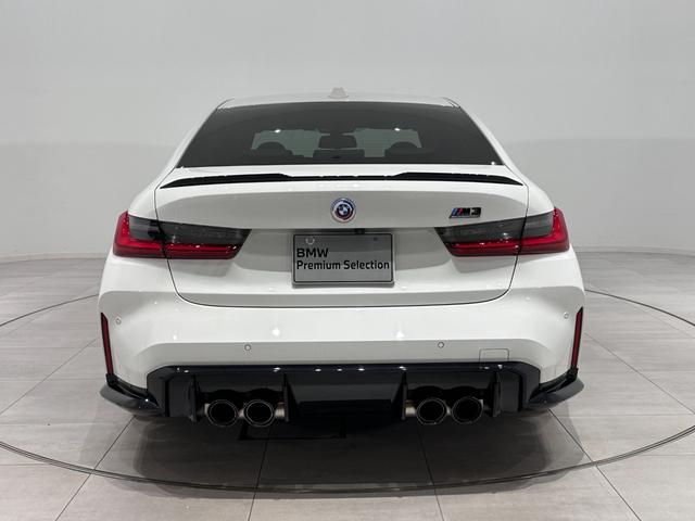Ｍ３ Ｍ３セダン　コンペティション　Ｍ　ｘＤｒｉｖｅ　全国２年保証シルバーストーンレザーＦシートヒーターアダプティブＭサスサンルーフＨａｒｍａｎ／ＫａｒｄｏｎサウンドレーザーライトＵＶ　カットガラスＤアシストプロパークアシスト＋ＴＶ純正１９／２０ＡＷ（6枚目）