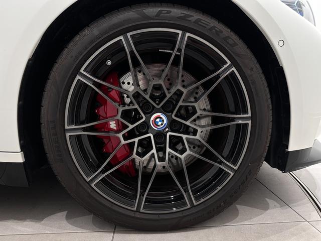 Ｍ３ Ｍ３セダン　コンペティション　Ｍ　ｘＤｒｉｖｅ　全国２年保証シルバーストーンレザーＦシートヒーターアダプティブＭサスサンルーフＨａｒｍａｎ／ＫａｒｄｏｎサウンドレーザーライトＵＶ　カットガラスＤアシストプロパークアシスト＋ＴＶ純正１９／２０ＡＷ（44枚目）