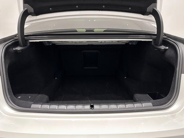 ７シリーズ ７４０ｉ　エクセレンス　全国２年保証ブラックレザーメリノＦクライメートシート自動ドアＤアシストプロパークアシストプロＴＶパノラマルーフＢ＆Ｗサウンドリヤエンターテイメント純正２０ＡＷ（44枚目）