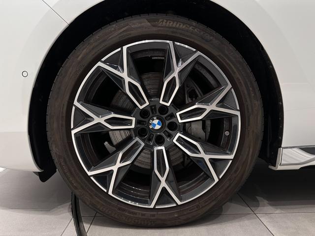 ７シリーズ ７４０ｉ　エクセレンス　全国２年保証ブラックレザーメリノＦクライメートシート自動ドアＤアシストプロパークアシストプロＴＶパノラマルーフＢ＆Ｗサウンドリヤエンターテイメント純正２０ＡＷ（48枚目）