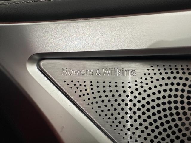 ８シリーズ Ｍ８５０ｉ　ｘＤｒｉｖｅカブリオレ　全国２年保証フィオナレッド／ブラックレザーシートＦクライメートシートソフトクローズドアオートトランクＤアシストプロパークアシスト＋レーザーライト　Ｂｏｗｅｒｓ　＆　Ｗｉｌｋｉｎｓサウンド純正２０ＡＷ（16枚目）