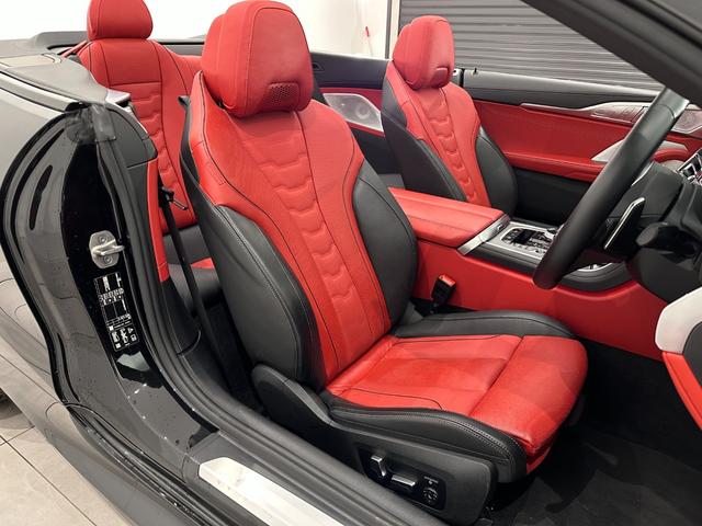 ８シリーズ Ｍ８５０ｉ　ｘＤｒｉｖｅカブリオレ　全国２年保証フィオナレッド／ブラックレザーシートＦクライメートシートソフトクローズドアオートトランクＤアシストプロパークアシスト＋レーザーライト　Ｂｏｗｅｒｓ　＆　Ｗｉｌｋｉｎｓサウンド純正２０ＡＷ（39枚目）