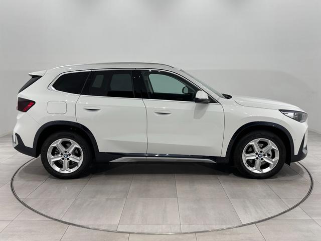 Ｘ１ ｘＤｒｉｖｅ　２０ｄ　ｘライン　全国２年保証ヴェガンザブラックシートＦ電動シート／ヒーターコンフォートアクセスオートトランクＵＶカットガラスアダプティブＬＥＤライトＤアシストプロパークアシスト＋ＨＵＤ純正１８ＡＷ（4枚目）