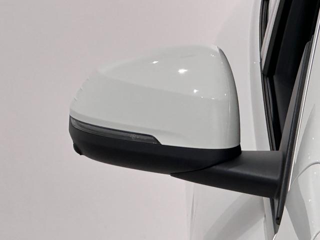 Ｘ１ ｘＤｒｉｖｅ　２０ｄ　ｘライン　全国２年保証ヴェガンザブラックシートＦ電動シート／ヒーターコンフォートアクセスオートトランクＵＶカットガラスアダプティブＬＥＤライトＤアシストプロパークアシスト＋ＨＵＤ純正１８ＡＷ（10枚目）