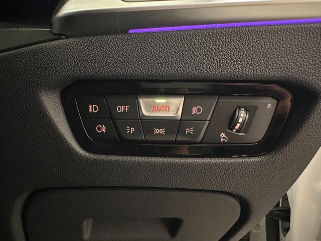 ３シリーズ ３２０ｄ　ｘＤｒｉｖｅツーリング　Ｍスポーツ　コンフォートアクセスオートトランクＦ電動シート／ヒーターアダプティブＬＥＤライトＤアシストプロパークアシスト＋全周囲カメラＨＩＦＩスピーカーワイアレス充電純正１８ＡＷ（17枚目）
