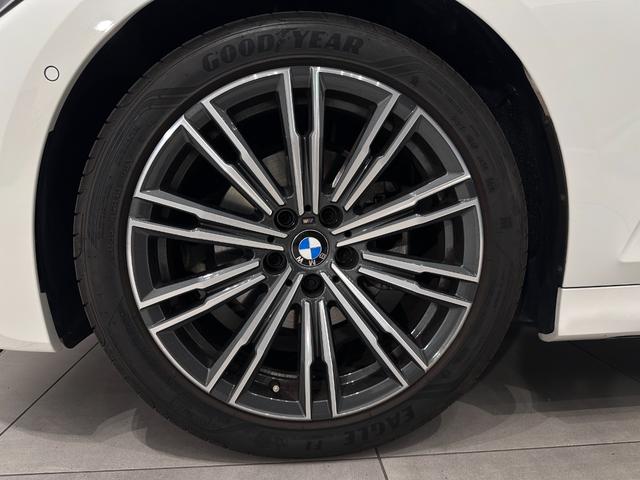 ３シリーズ ３２０ｄ　ｘＤｒｉｖｅツーリング　Ｍスポーツ　コンフォートアクセスオートトランクＦ電動シート／ヒーターアダプティブＬＥＤライトＤアシストプロパークアシスト＋全周囲カメラＨＩＦＩスピーカーワイアレス充電純正１８ＡＷ（45枚目）