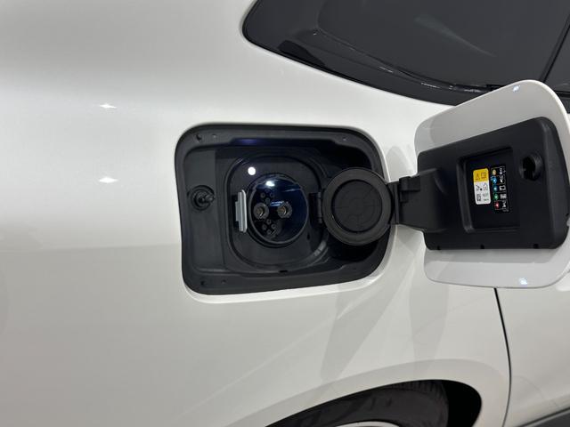 ｉ４ ｅＤｒｉｖｅ　４０　Ｍスポーツ　ハイラインパッケージ　全国２年保証ワンオーナーブラックレザーＦシートヒーターアダプティブＬＥＤライトＵＶカットガラスＤアシストプロパークアシストＨｉｆｉスピーカーＭリヤスポ純正１８ＡＷ（47枚目）